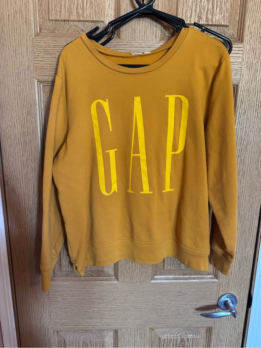 Gap Sweatshirt